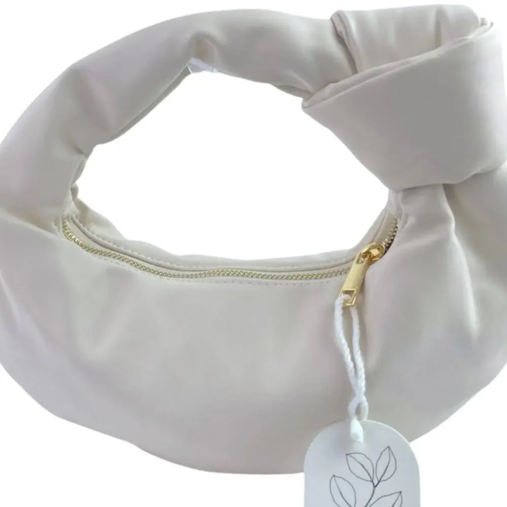 NEW Melie Bianco Alexandra Cream Faux Leather Vegan Zip Hobo Handbag One Size